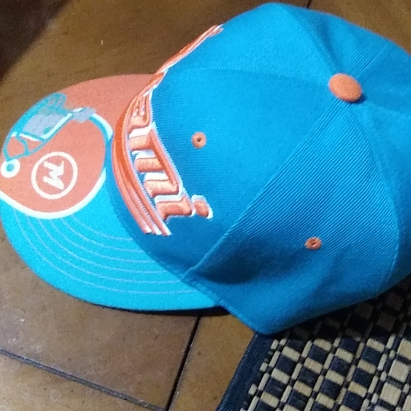 Miami hat - Picture 2 of 2